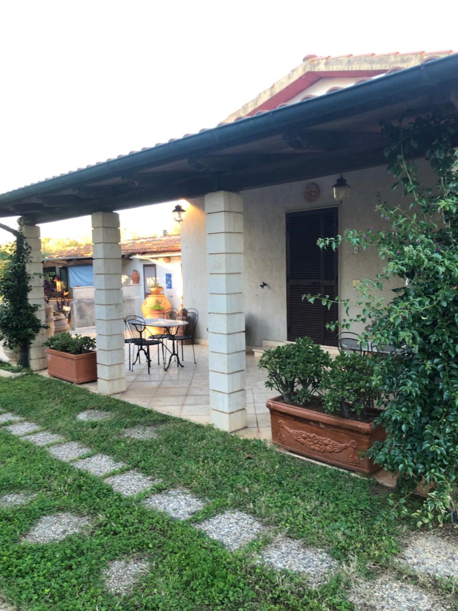 Agriturismo La Canonica Манчано Екстериор снимка