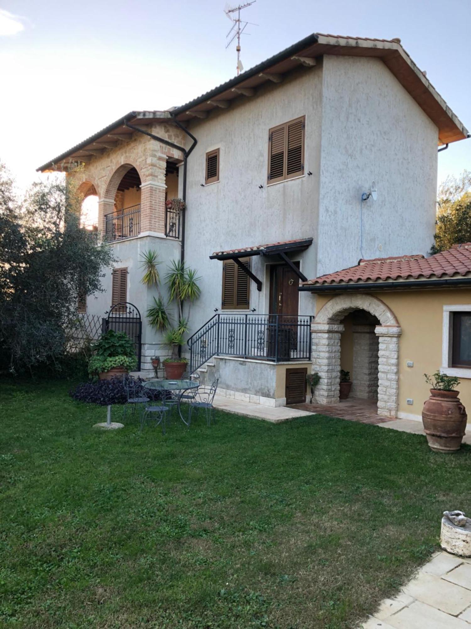 Agriturismo La Canonica Манчано Екстериор снимка